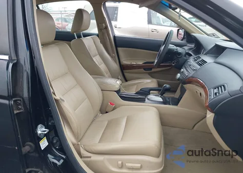 2011 Honda Accord 2.4 Ex-L from USA, damaged, VIN 1HGCP2F83BA028844